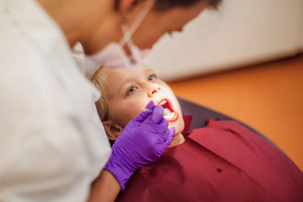 Best Emergency Gum Treatment in Mledgevle, IL