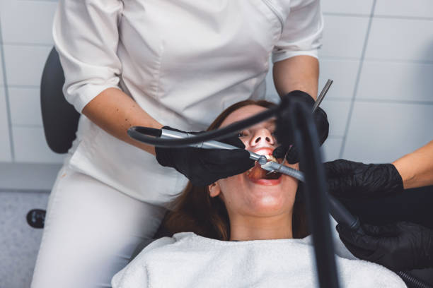 Best Emergency Dental Care for Broken or Chipped Teeth in Mledgevle, IL